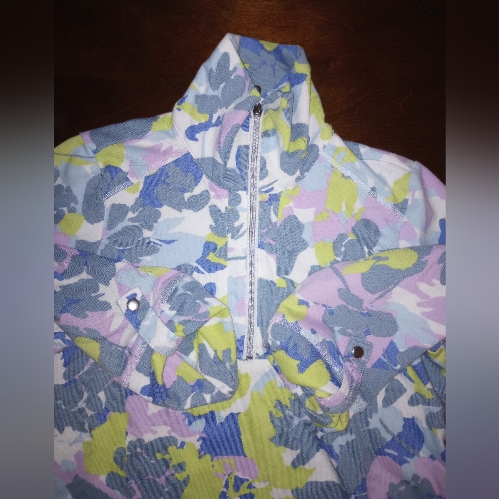 Quarter Sleeve 🫐🍏 Colorful Top